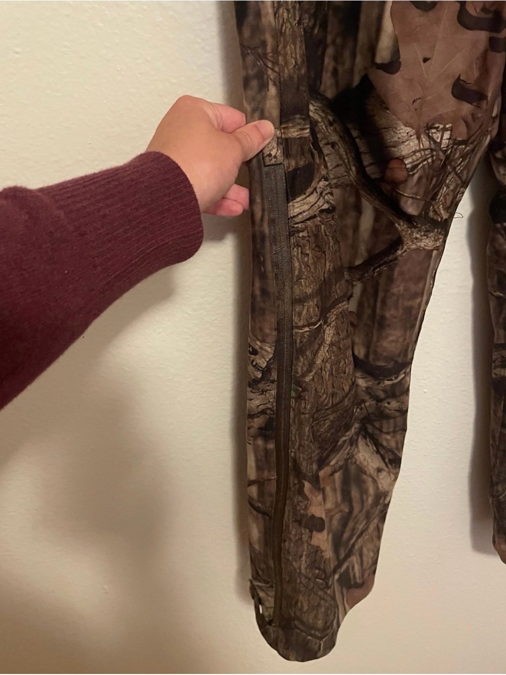 Rustic Ridge Camo Hunting pants size Medium - Picture 3 of 6